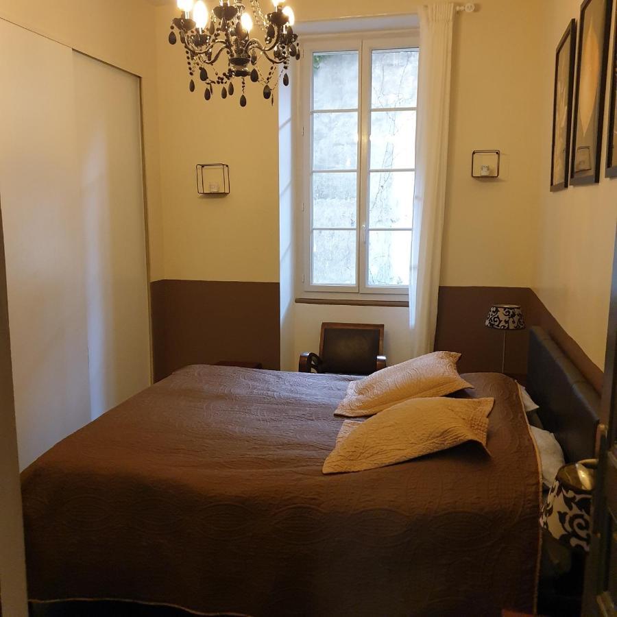 אביניון Appartement Intra Muros 8 Personnes Climatise Wifi Stationnement Facile מראה חיצוני תמונה